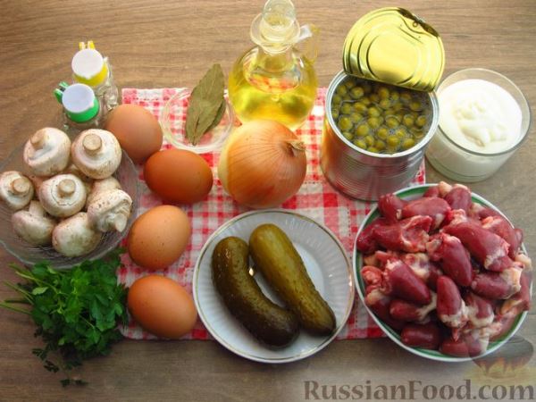 Салат с сердечками, огурцами, грибами и горошком