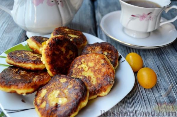 Сырники с алычой (на сковороде)